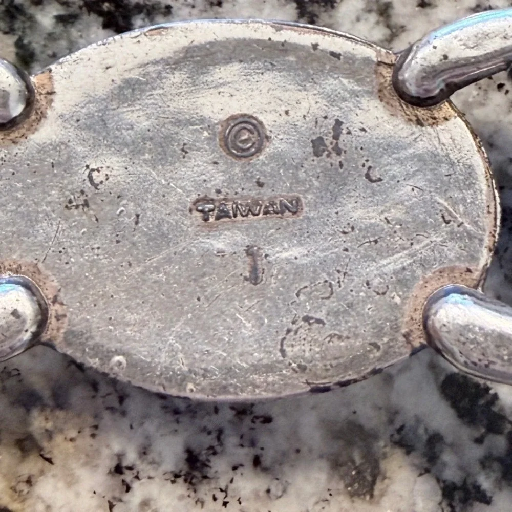 Vintage 1995 Western Leather‎ Harness Floral Engraved Silver Buckle Concho Belt